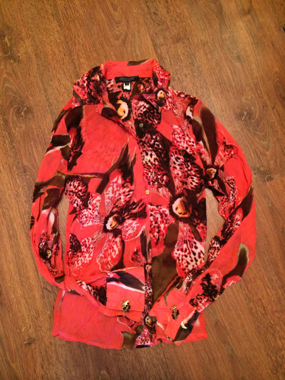 Одежда 42-44-46 новая и в идеале. Дешево.