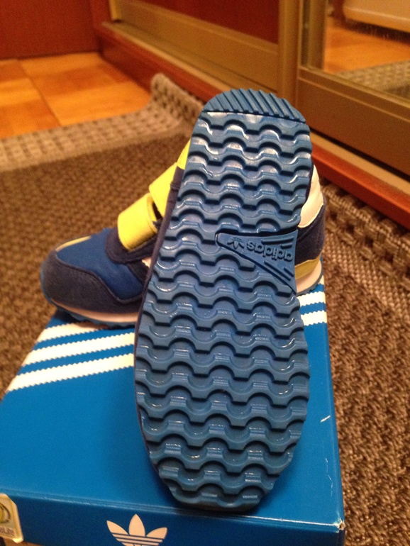 Кроссовки Adidas 25 раз., состояние новых 1200руб!