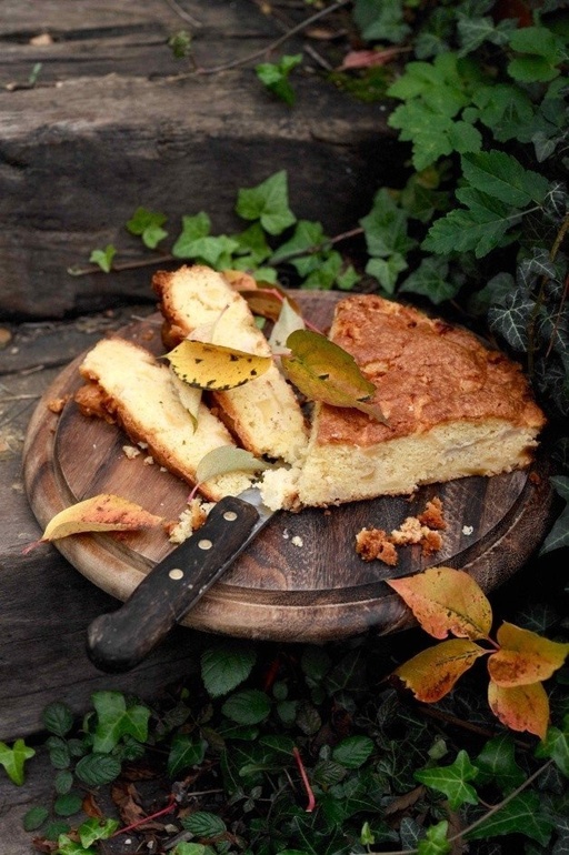 Яблочно-грушевая шарлотка