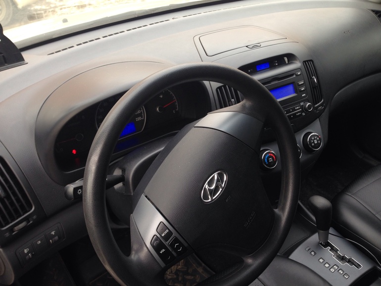 Продаю свою любимицу Hyundai Elantra