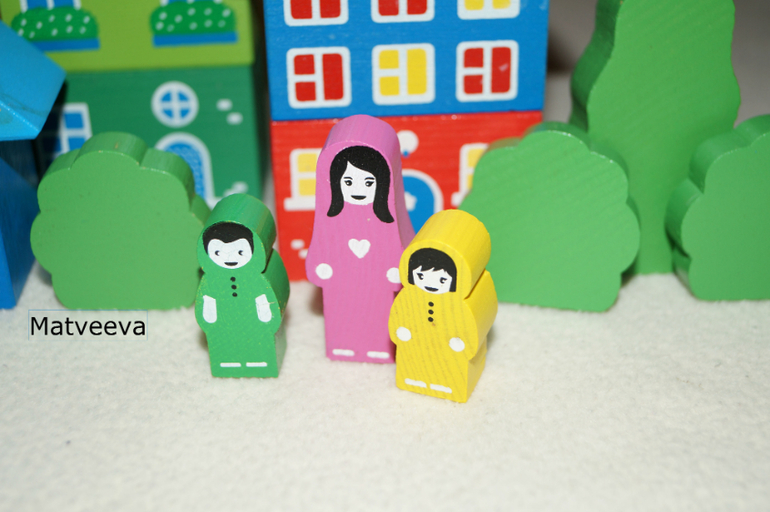 Наши деревянные игрушки 10 мес - до 1,7 . Часть 6.