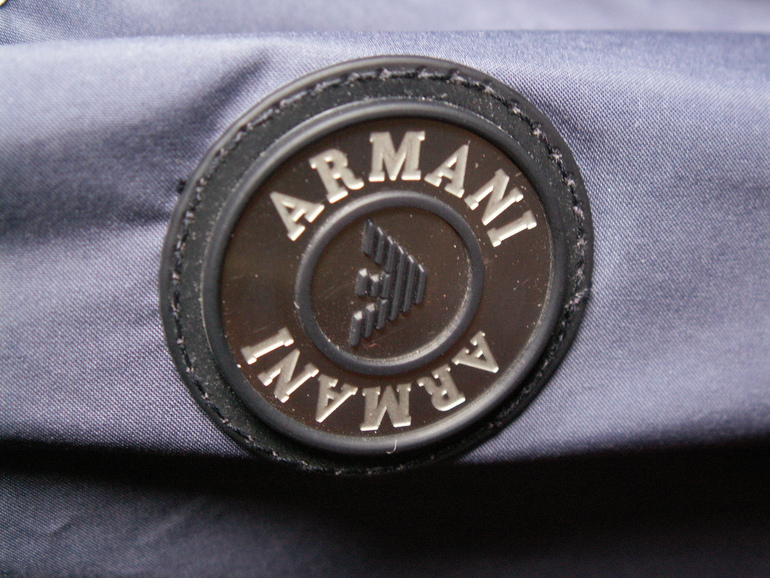 Куртка ветровка Armani junior 7 лет