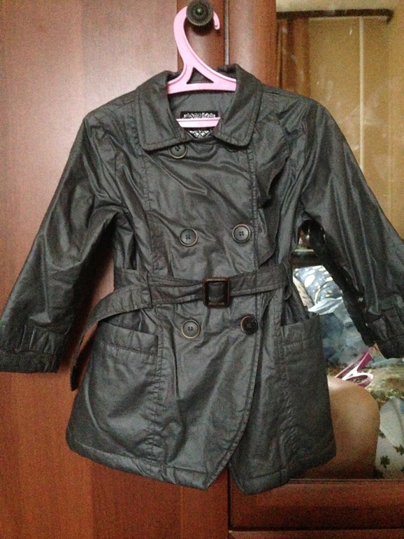 Плащ ZARA 86-102 см. 900 руб.