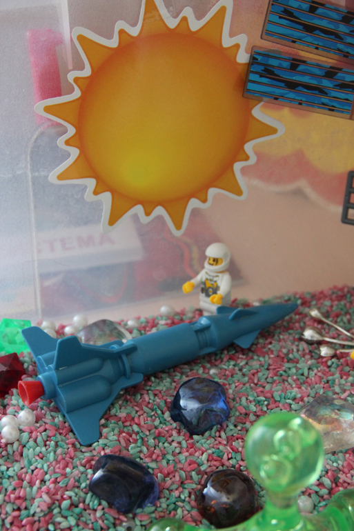 Сенсорная коробочка на тему