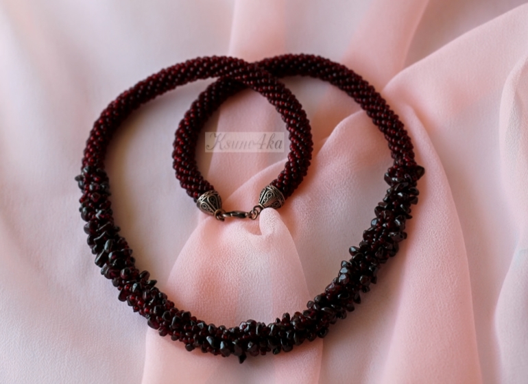 Гранатовый взрыв...