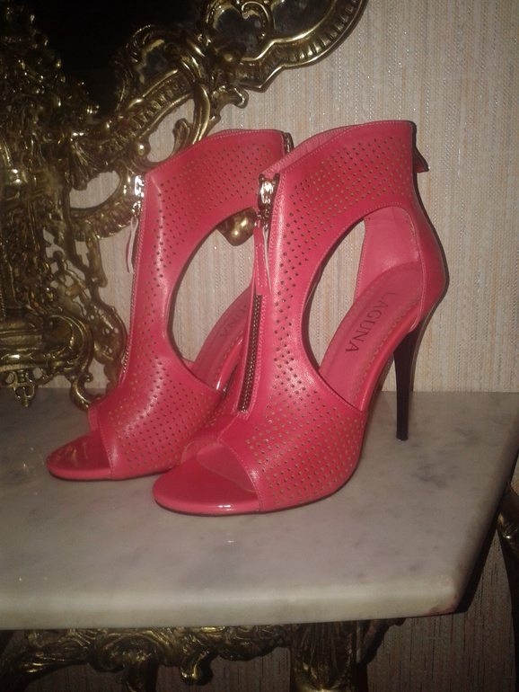 Продам новую обувь 35, 36, 38, 39р