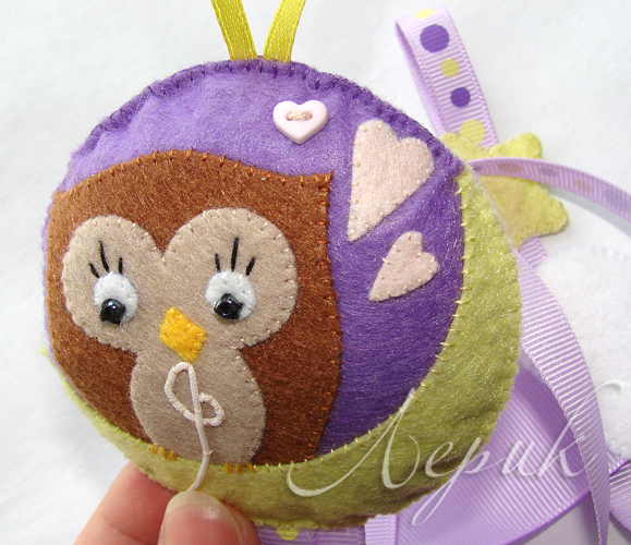 В комнате маленькой модницы беспорядку не место!