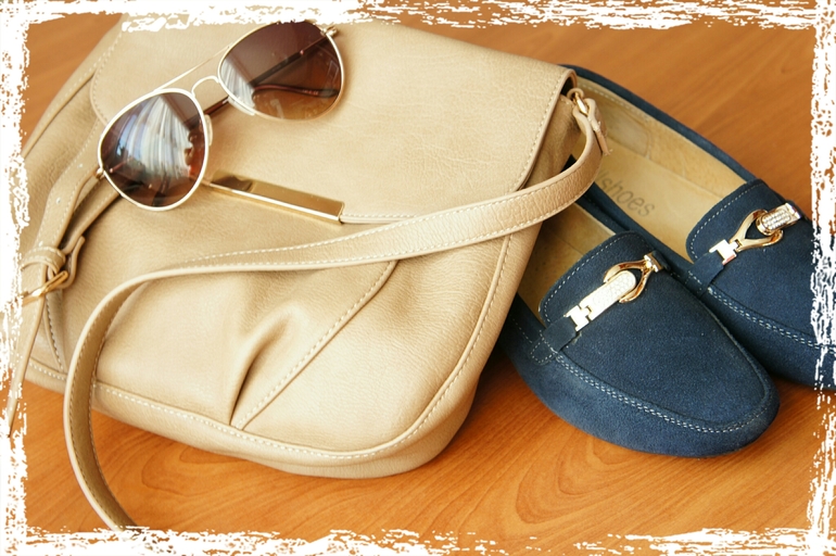 Очки, мокасы и сумУчка;)