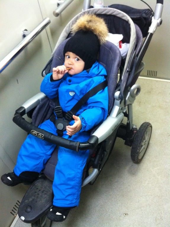 Мой сын ГИГАНТ!!)))