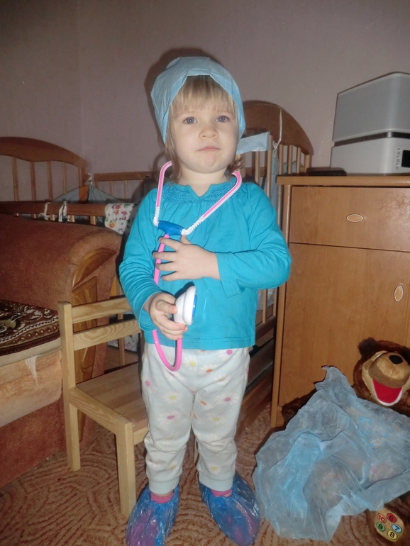 Кратко о детях (2 года и 4 месяца)