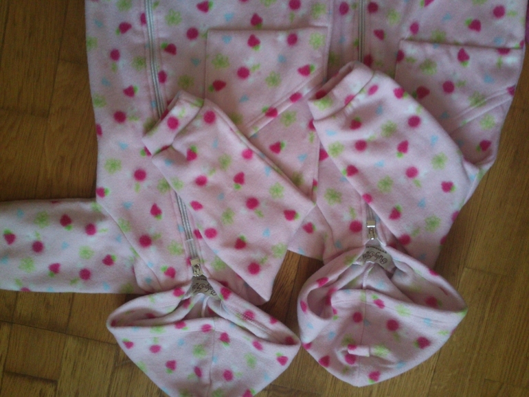 Продам кресла для кормления и много вещей, босоножки по хорошей цене