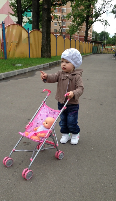 Продаю вещи на девочек