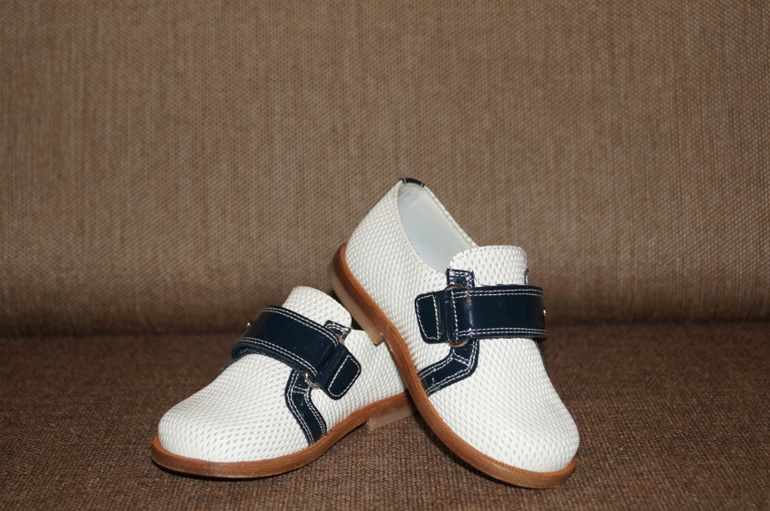 Missouri для мальчишки р. 22 (14 см по стельке). Цена 2500 руб (почта вкл).