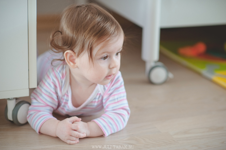 Полинка 9,5 месяцев