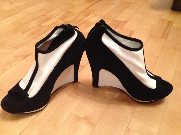 Обувь для взрослых Новая!