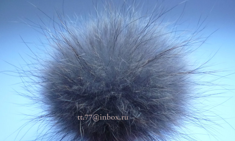 Меховые помпоны на любой вкус! Песец, Енот, Кролик.