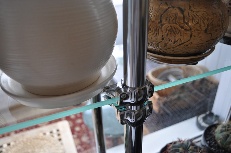 Полка на подоконник для растений