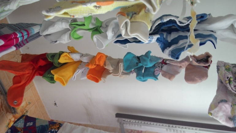 Постирала малышовские вещи)))