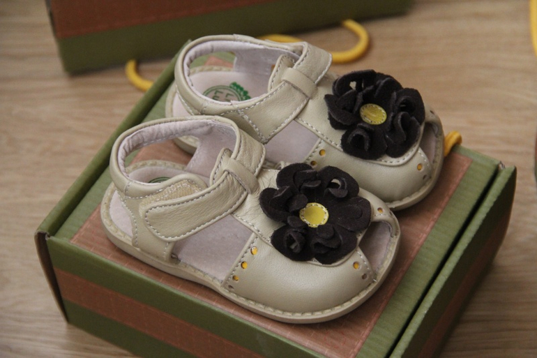 Новая обувь, Lvie&Luca;, для девочки.