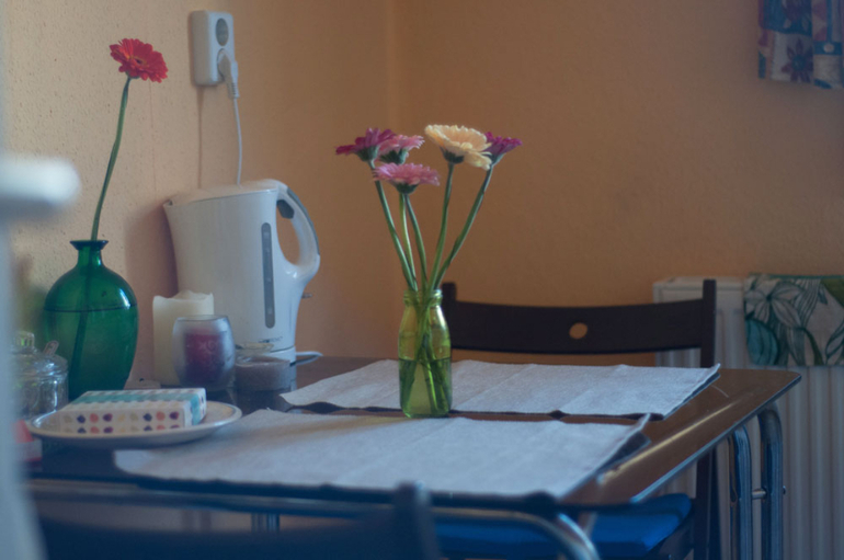 Историки-девушки вот так празднуют 8 Марта