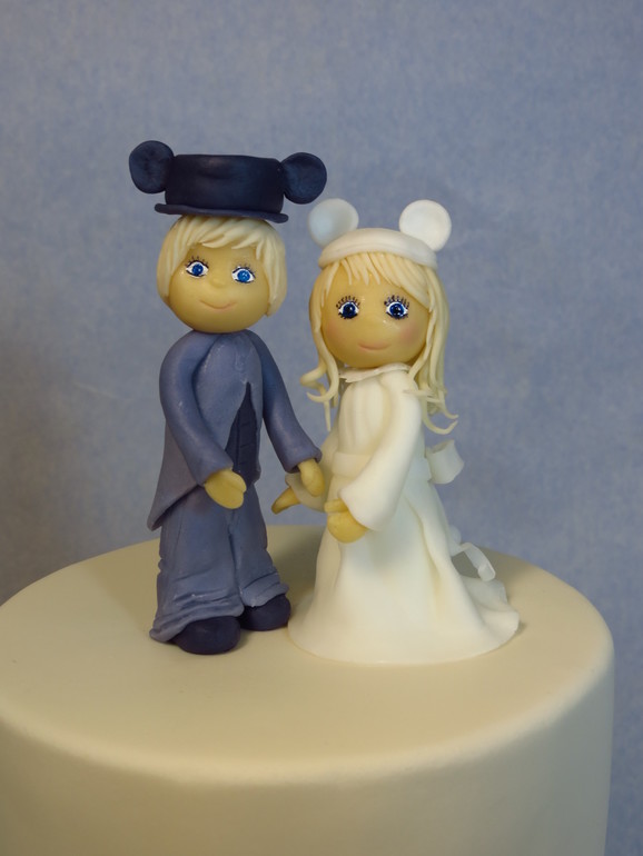 Свадебный торт с Ромашками.