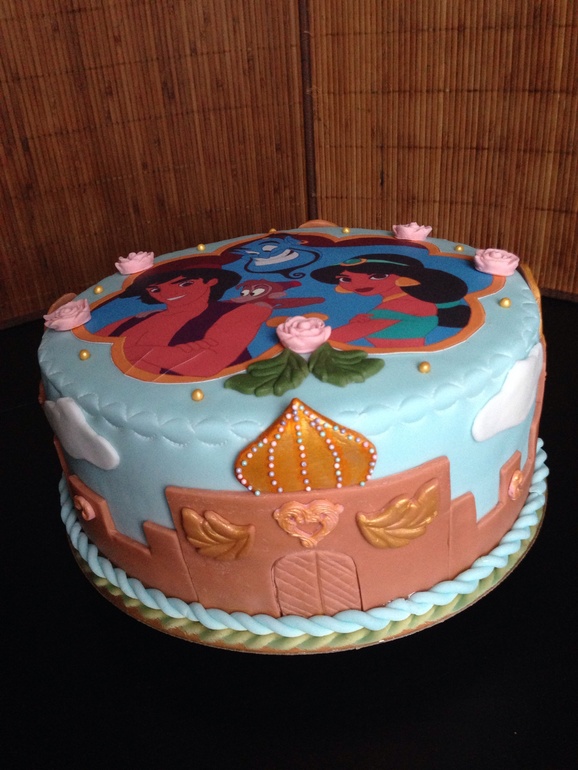 Фото торт с Алладином...