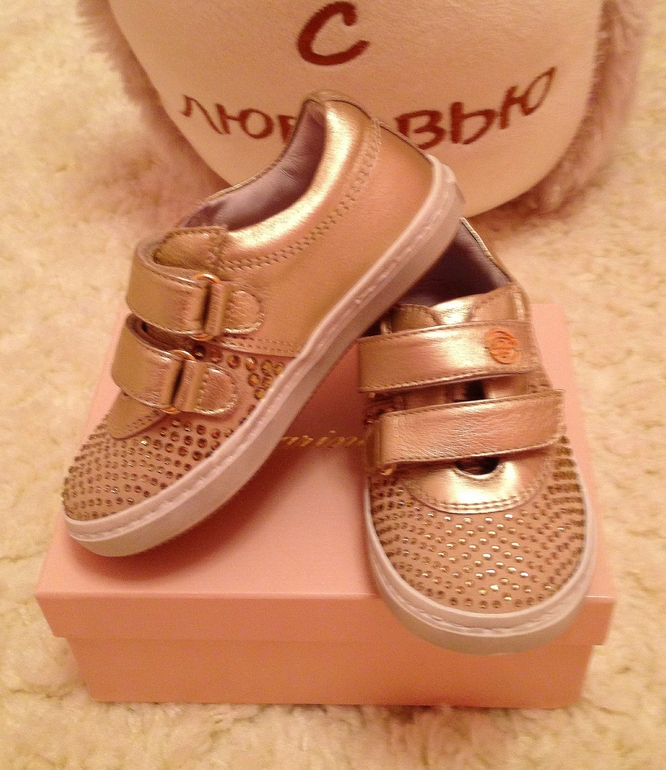 Blumarine 24р - 4200р.