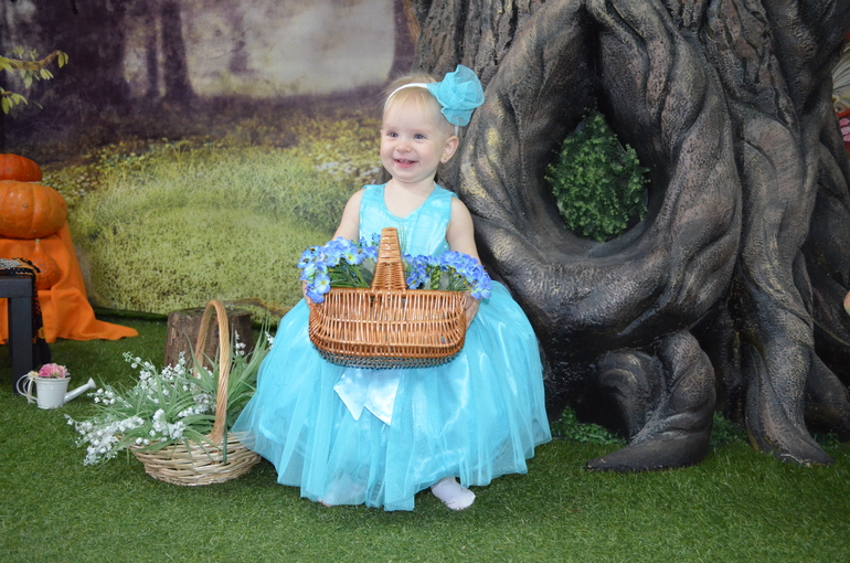 1 год 1 месяц и 3 дня=)))