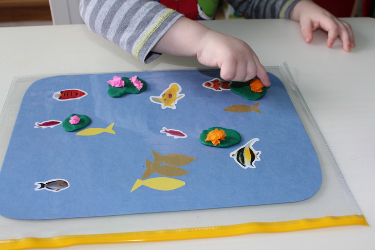 Вот и пошли мы по дороге с музыкой.