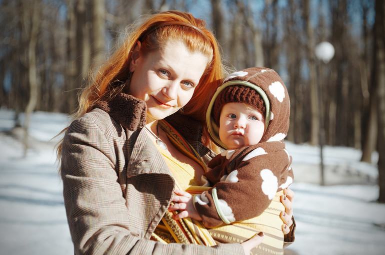 Жёлтый Триколор в снежном декабре.