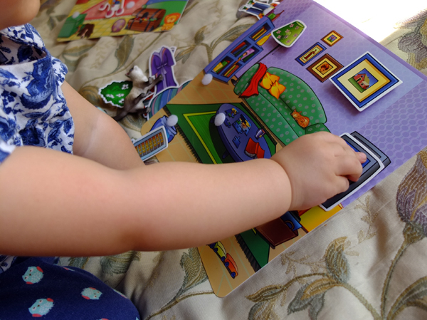 Развивающие игрушки Scotchi. Радость на липучках))