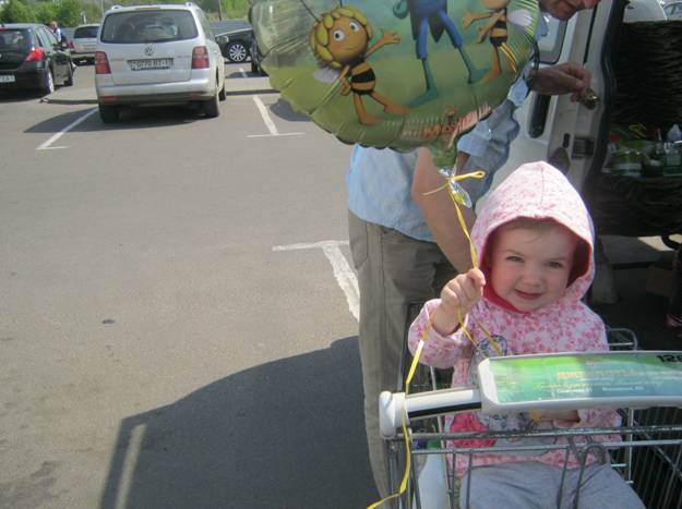 Полине 1 год и 9 месяцев