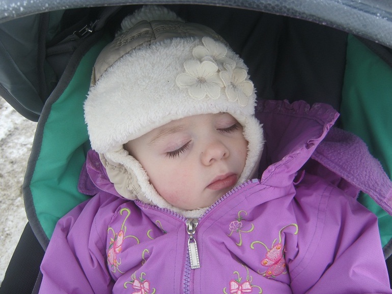 Полине 1 год и 7 месяцев