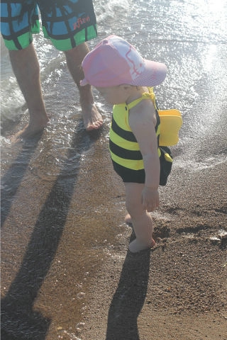 Наш маленький жабенок))) Сезон открыт)