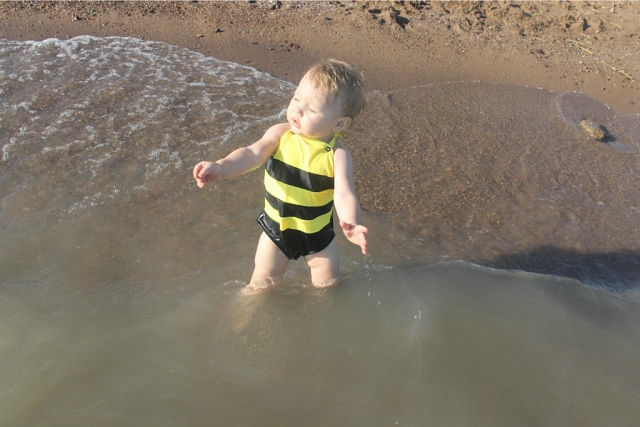 Наш маленький жабенок))) Сезон открыт)