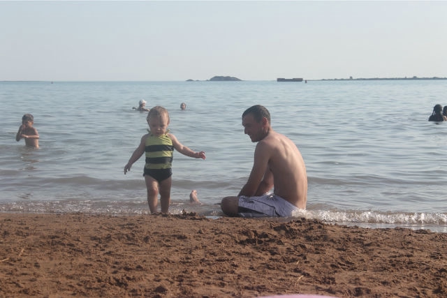 Наш маленький жабенок))) Сезон открыт)