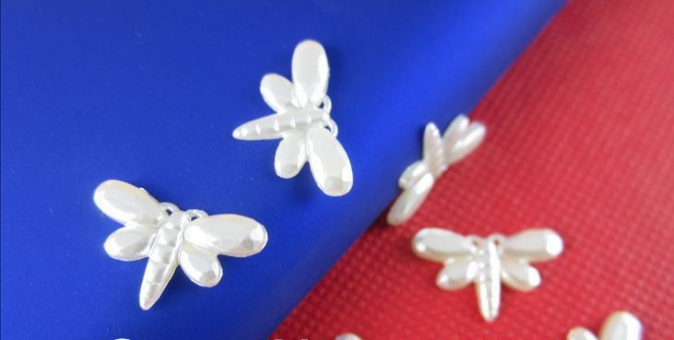 Девочки, жемчужные полубусины нужны кому?)))