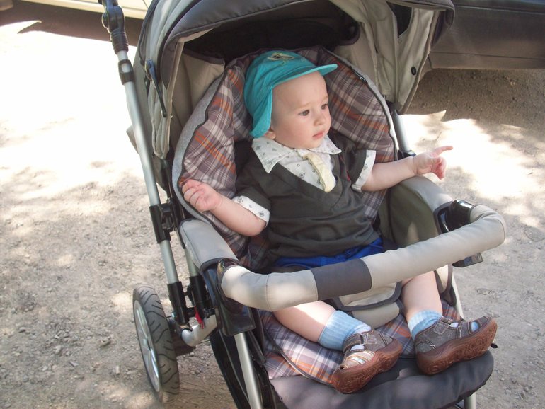 10 месяцев и 7 дней моему чуду)))