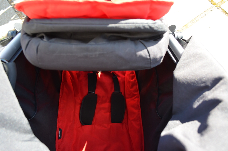 Продам PHIL&TEDS; Vibe с аксами. Регион. 22000 руб.