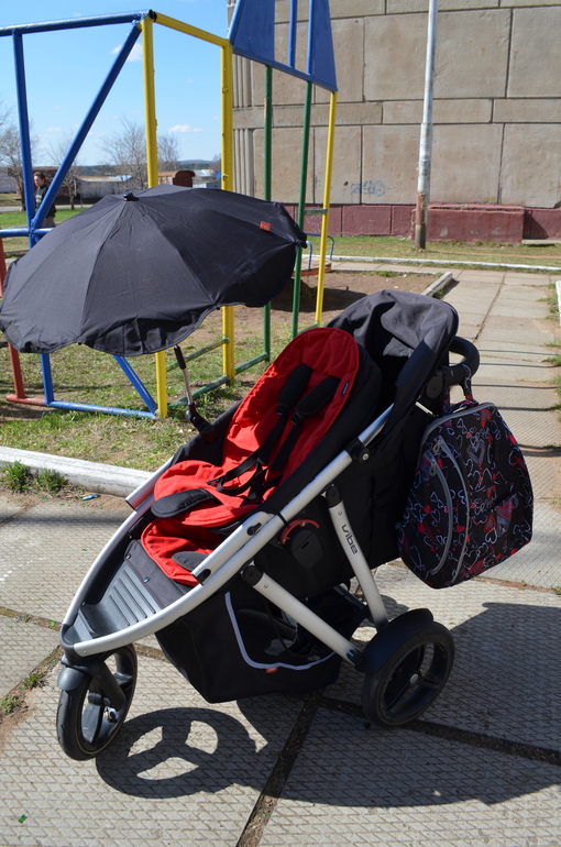 Продам PHIL&TEDS; Vibe с аксами. Регион. 22000 руб.