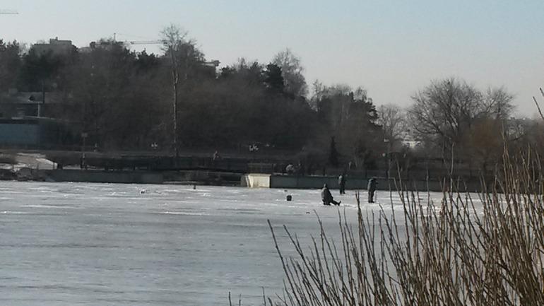 с наступающей!