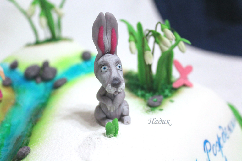 Маша и Медведь, весна, подснежники...