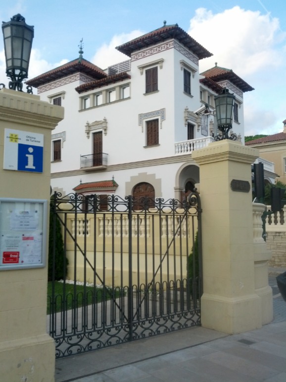 Салоу, Таррагона, Реус