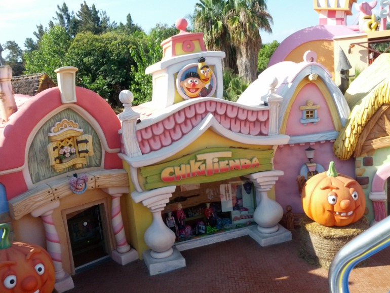 Отель и парк Port Aventura, а также новый аквапарк Costa Caribe Aquatic Park
