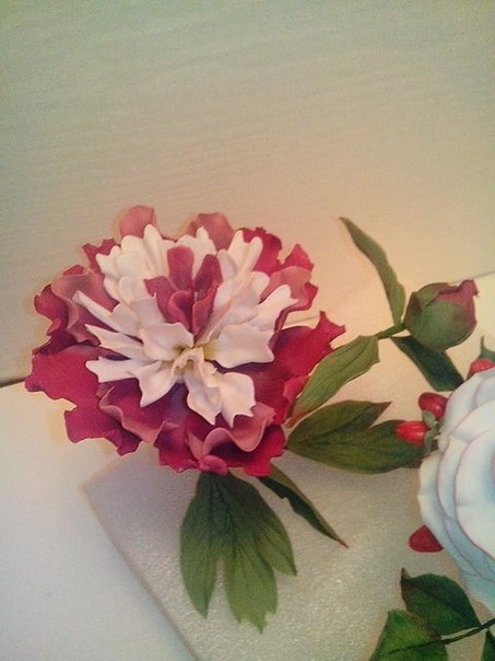 Пион из мастики