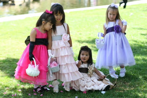 Новые нарядные платья д/девочек США