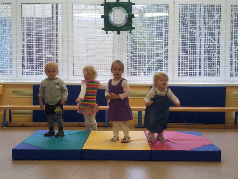 Люба в саду