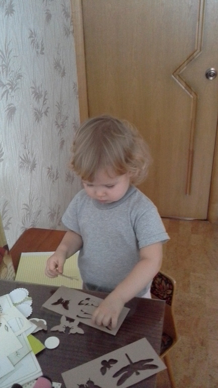 Пока мама творчеством занималась