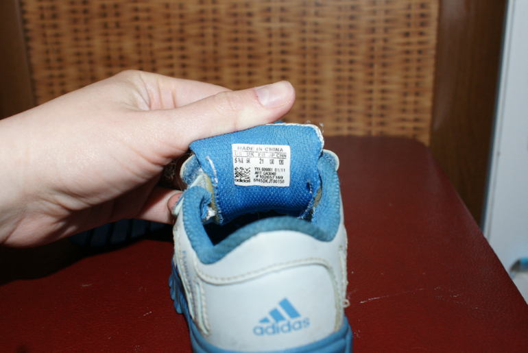 Кроссовки Adidas размеры 21 и 22