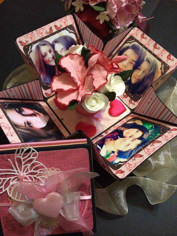 Три подарочные коробочки